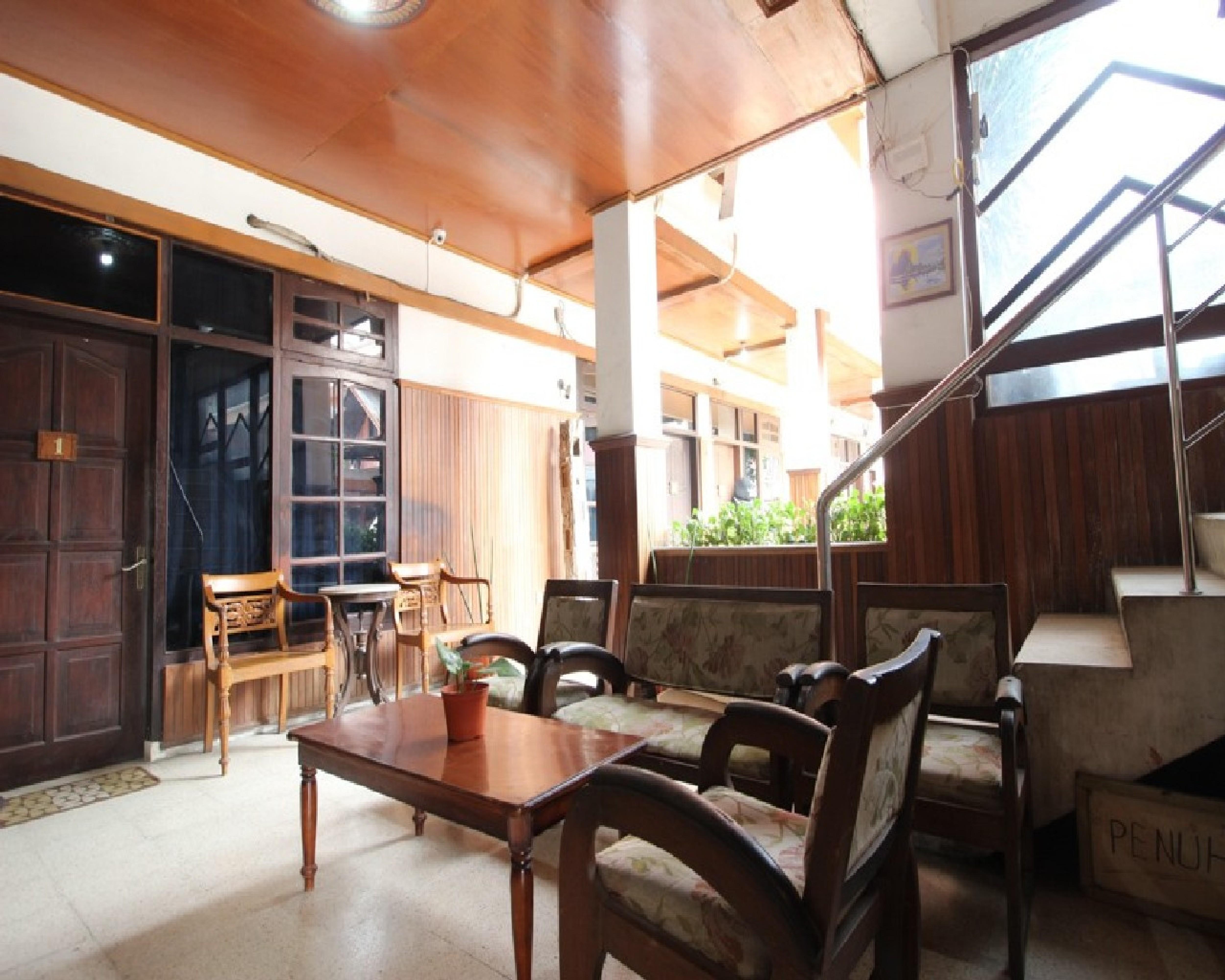 Hotel Reddoorz @ Mantrijeron 2 Yogyakarta Exterior foto