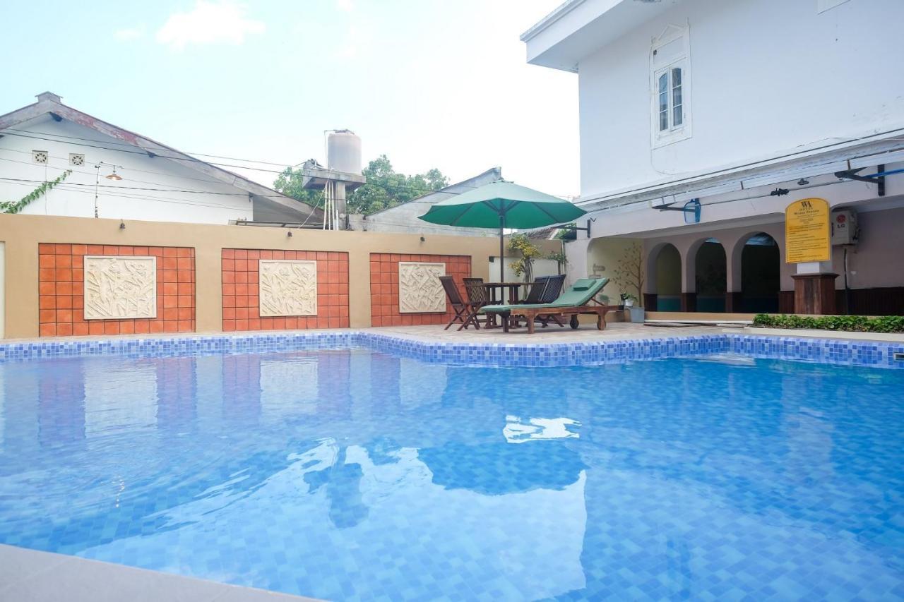 Hotel Reddoorz @ Mantrijeron 2 Yogyakarta Exterior foto