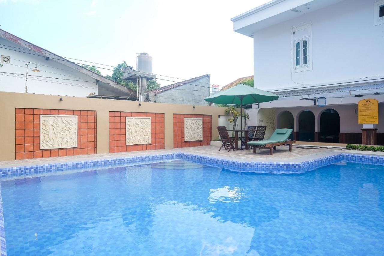 Hotel Reddoorz @ Mantrijeron 2 Yogyakarta Exterior foto