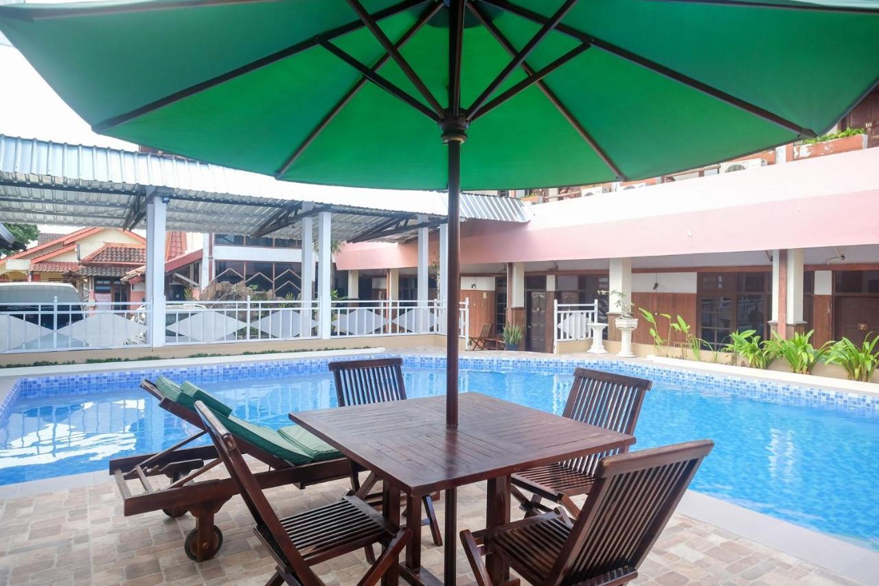 Hotel Reddoorz @ Mantrijeron 2 Yogyakarta Exterior foto